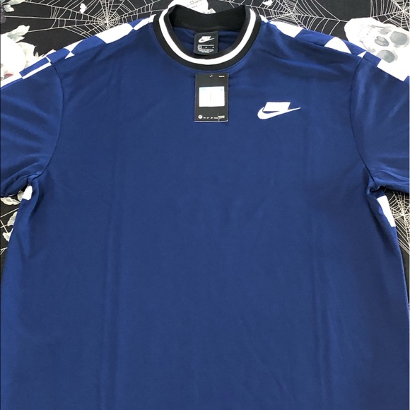 RARE 2017 NIKE NSW SPORTSWEAR JERSEY SHIRT MENS MEDIUM - Picture 2 of 15